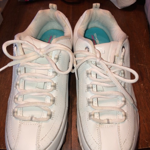 Skechers Woman’s Skech Air Sneakers Athletic Shoes Sz 10US White /Knobby Bottoms - Picture 2 of 6